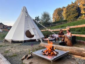 Tipi-Glamping am Gut Kunterbunt